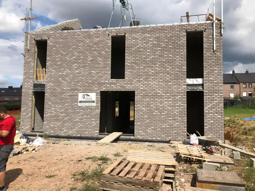 AKTAN Construct
